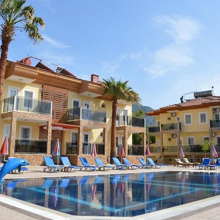 Yalcin Hotel & Villas โอลลุนเดนิซ ภายนอก รูปภาพ