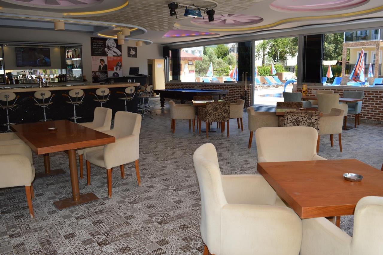 Yalcin Hotel & Villas โอลลุนเดนิซ ภายนอก รูปภาพ
