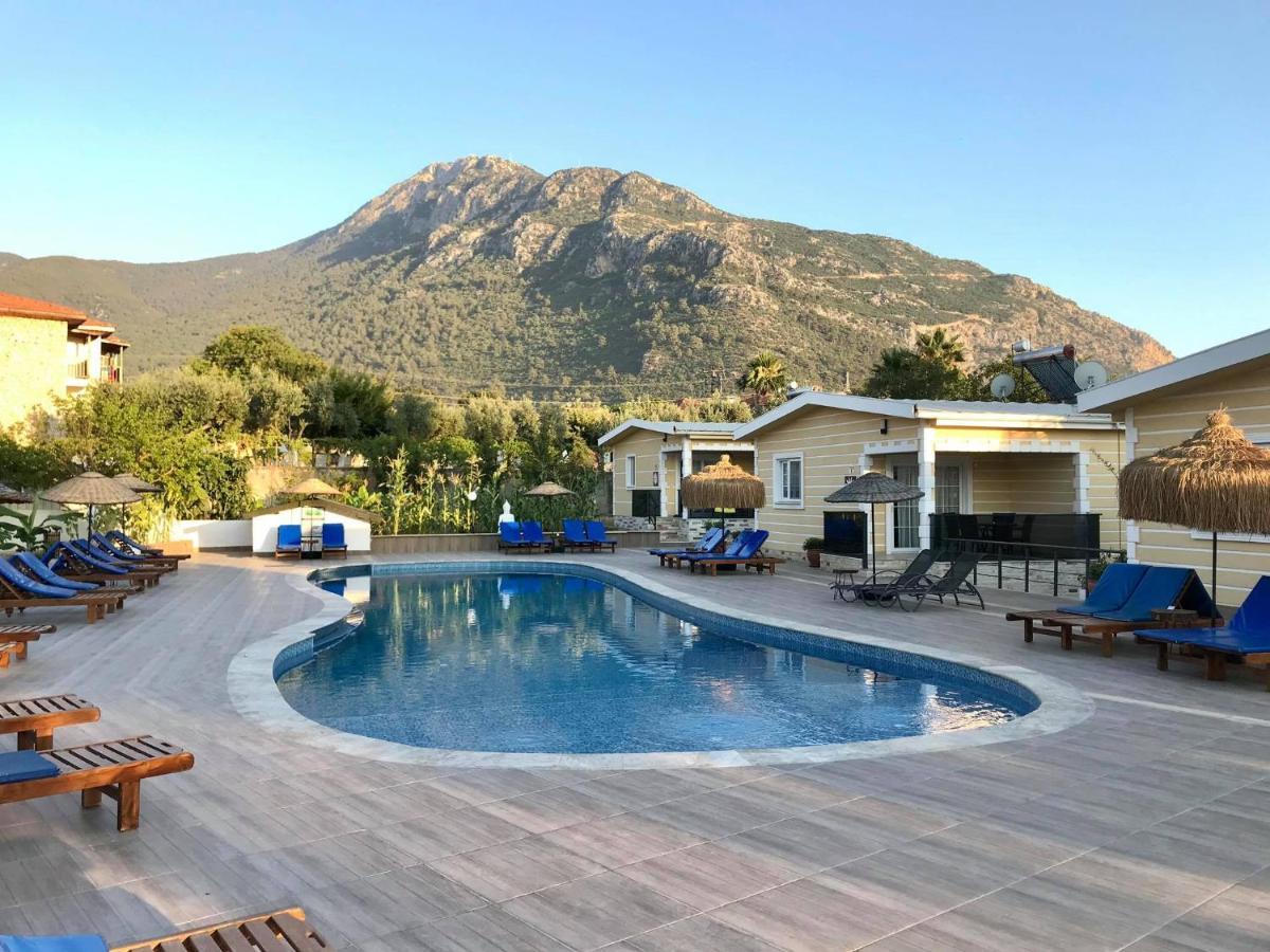 Yalcin Hotel & Villas โอลลุนเดนิซ ภายนอก รูปภาพ
