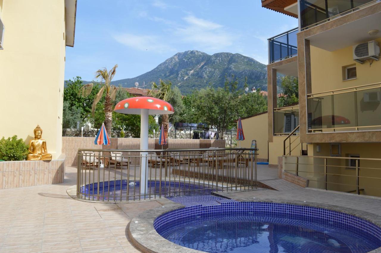 Yalcin Hotel & Villas โอลลุนเดนิซ ภายนอก รูปภาพ