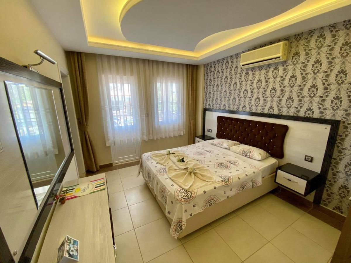 Yalcin Hotel & Villas โอลลุนเดนิซ ภายนอก รูปภาพ