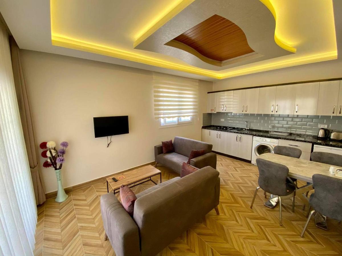 Yalcin Hotel & Villas โอลลุนเดนิซ ภายนอก รูปภาพ
